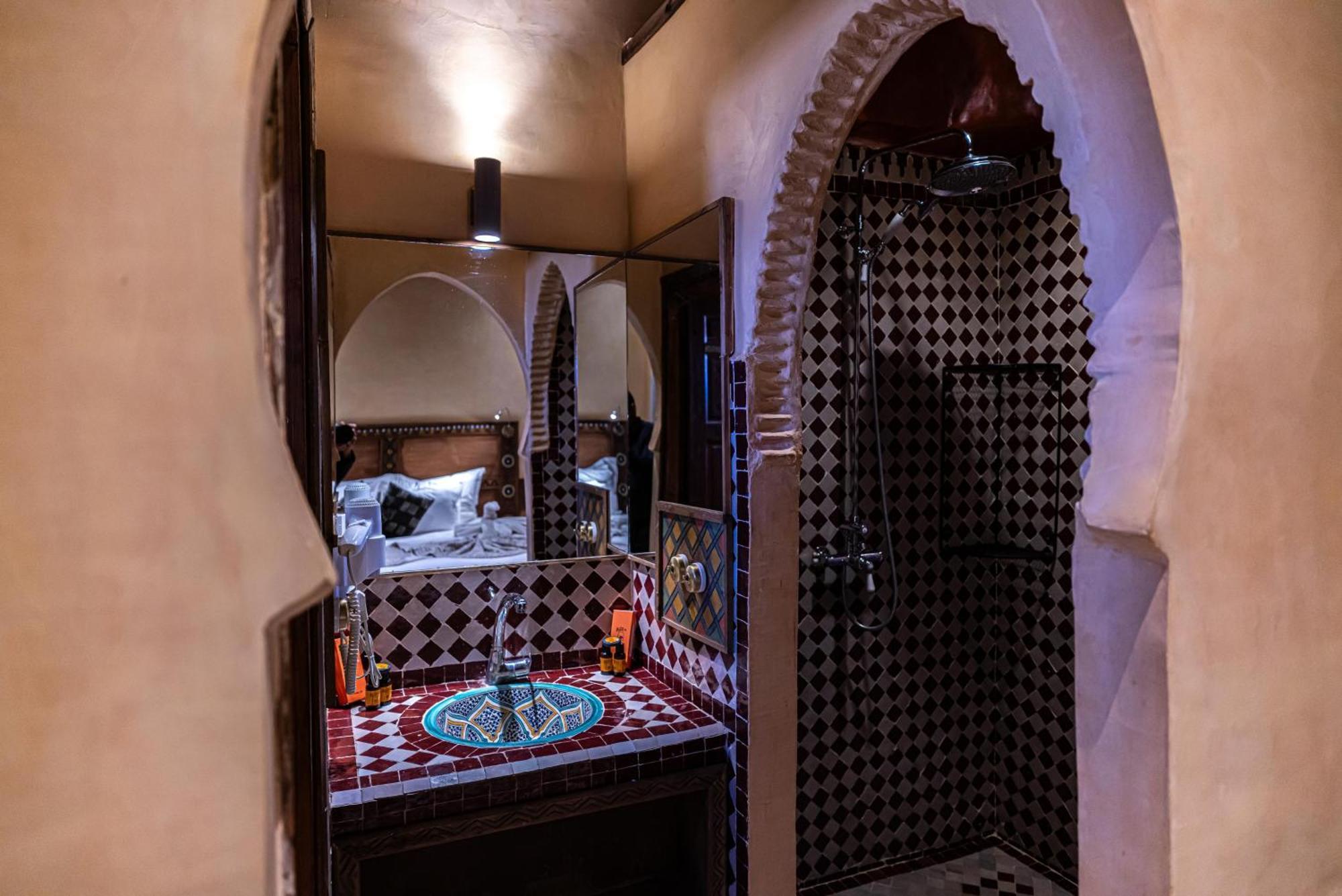 Hotel Riad Xaluca Мерзуга Экстерьер фото
