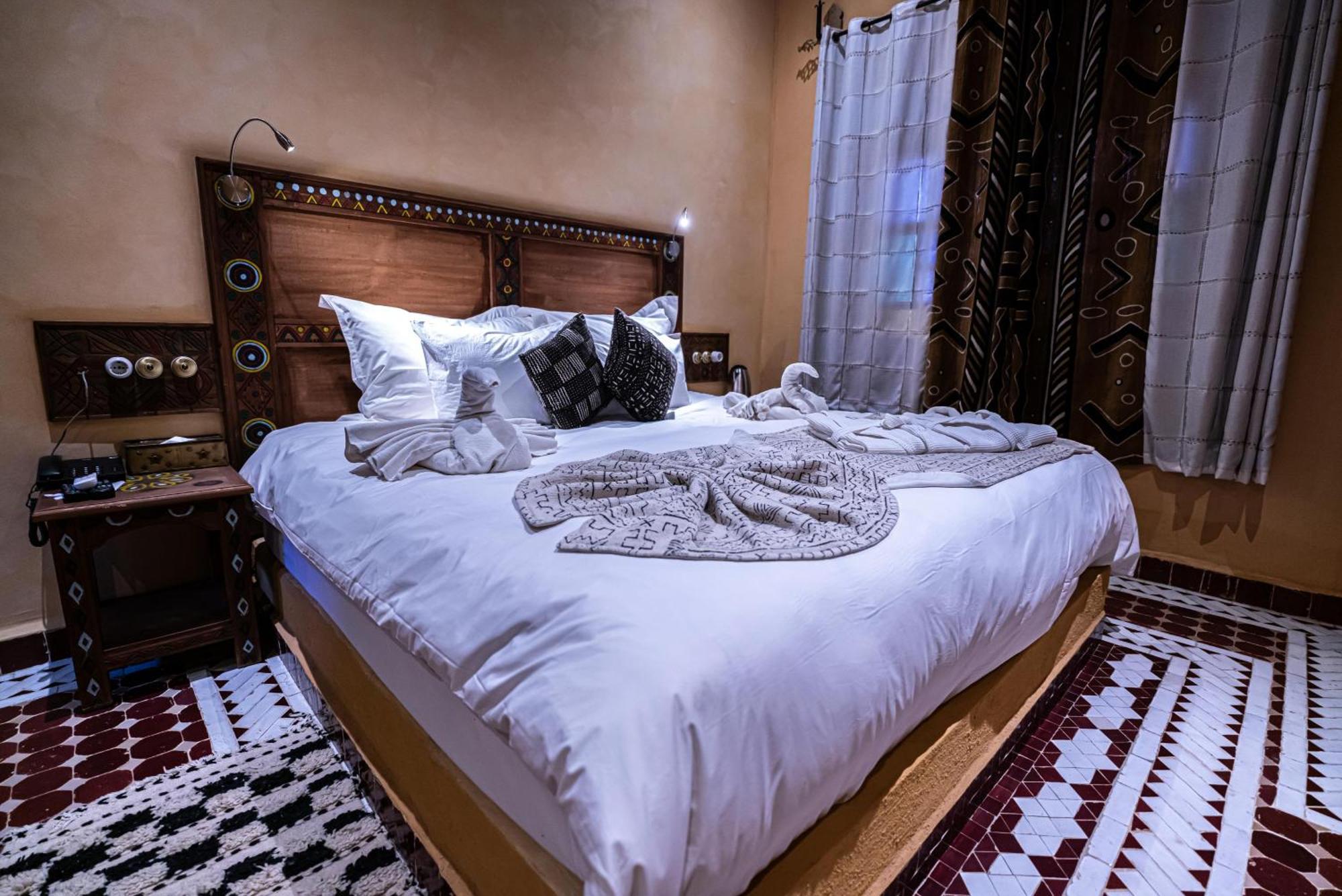 Hotel Riad Xaluca Мерзуга Экстерьер фото