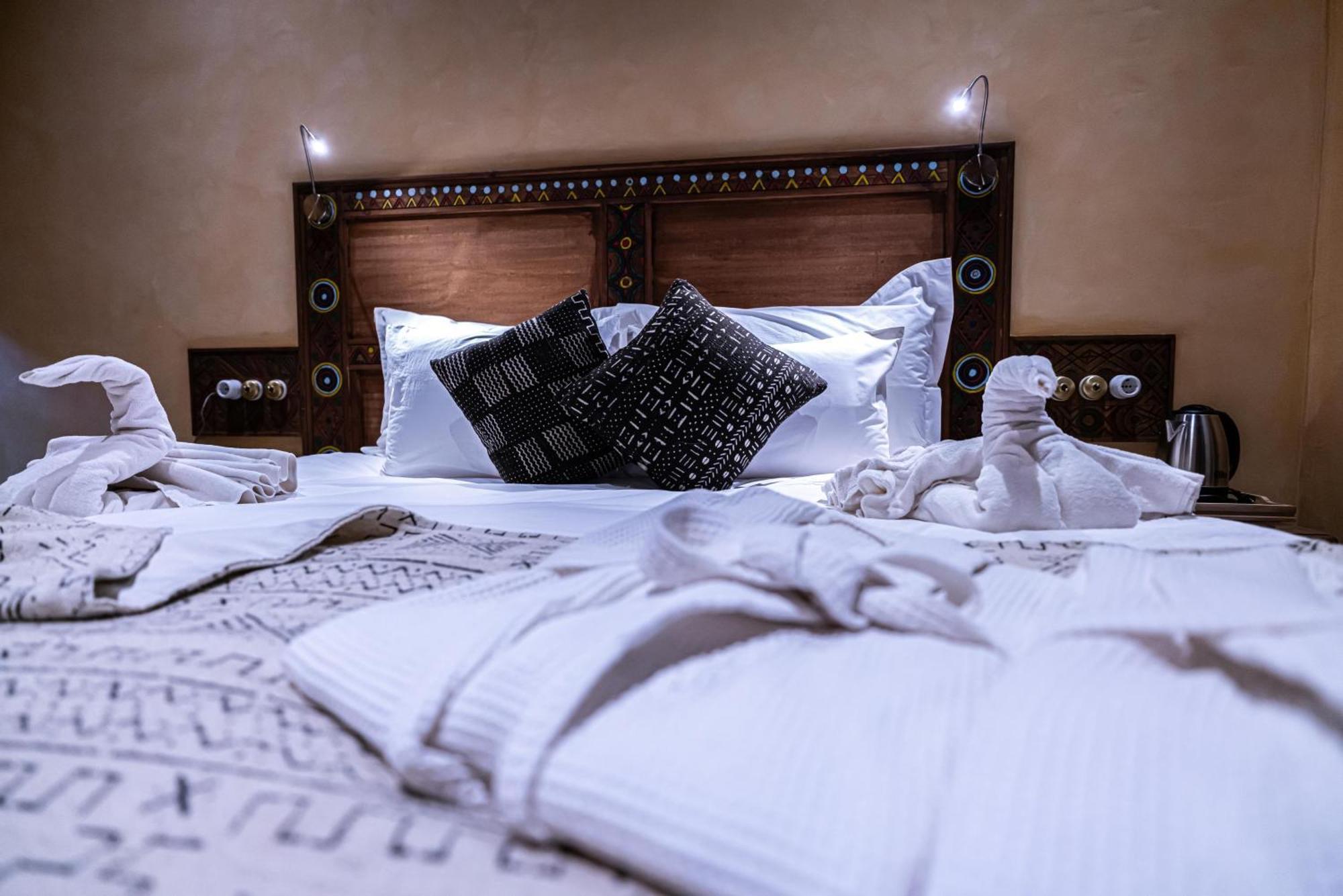 Hotel Riad Xaluca Мерзуга Экстерьер фото