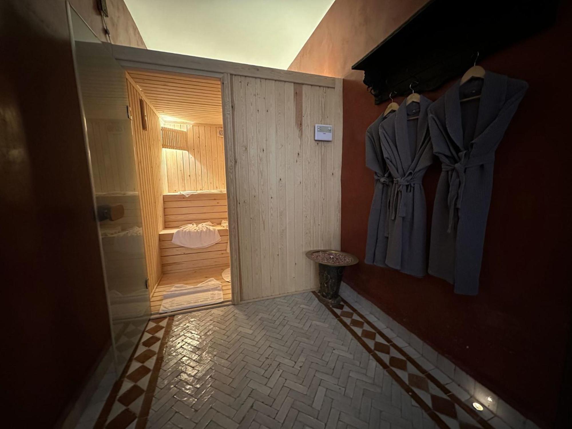 Hotel Riad Xaluca Мерзуга Экстерьер фото