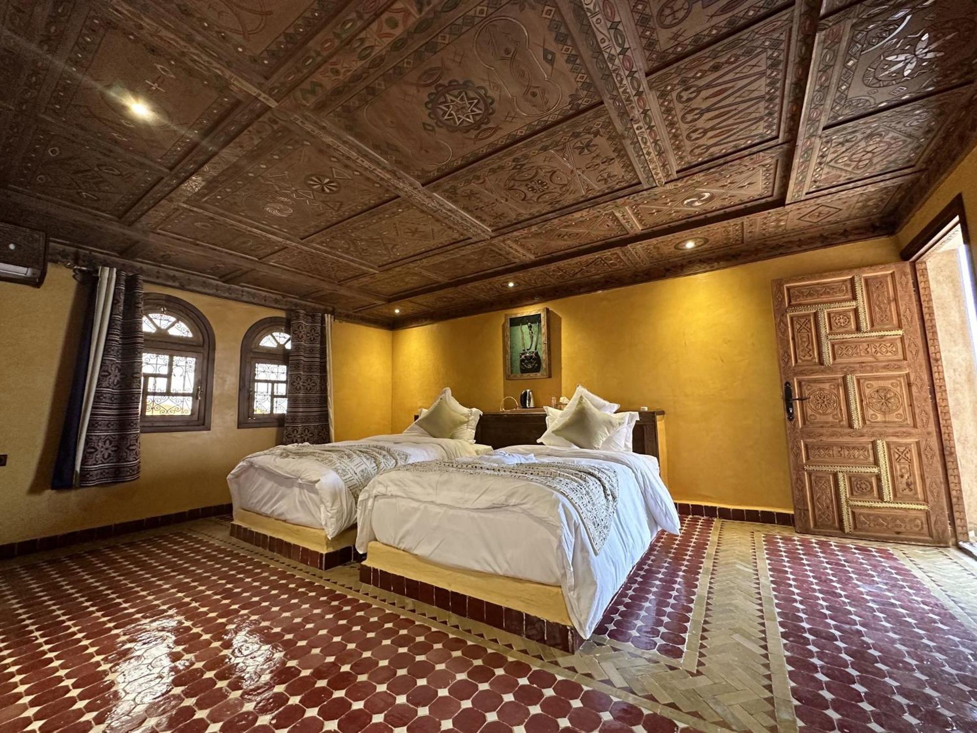 Hotel Riad Xaluca Мерзуга Экстерьер фото