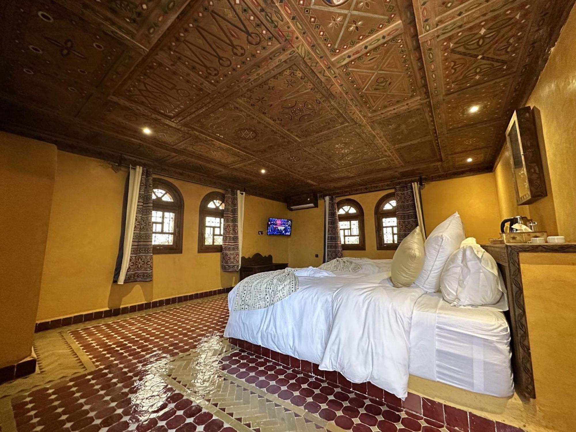 Hotel Riad Xaluca Мерзуга Экстерьер фото